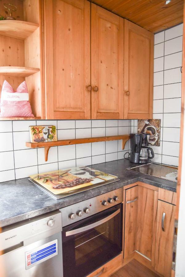 Apartamento Ferienhaus Schneiderhausl Zillertal Stummerberg Exterior foto